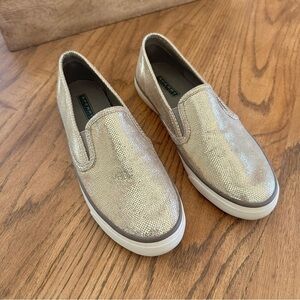 Sperry Seaside Embossed Slide On Sneaker Gold Metallic Shimmer Women’s Size 9.5